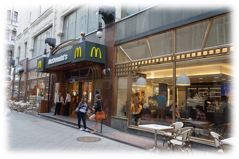 ブダペストマクドナルド