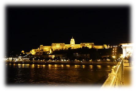 ブダペスト王宮夜景