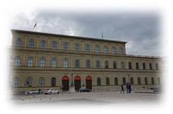 ミュンヘンの観光地-旧市庁舎とレジデンツ-